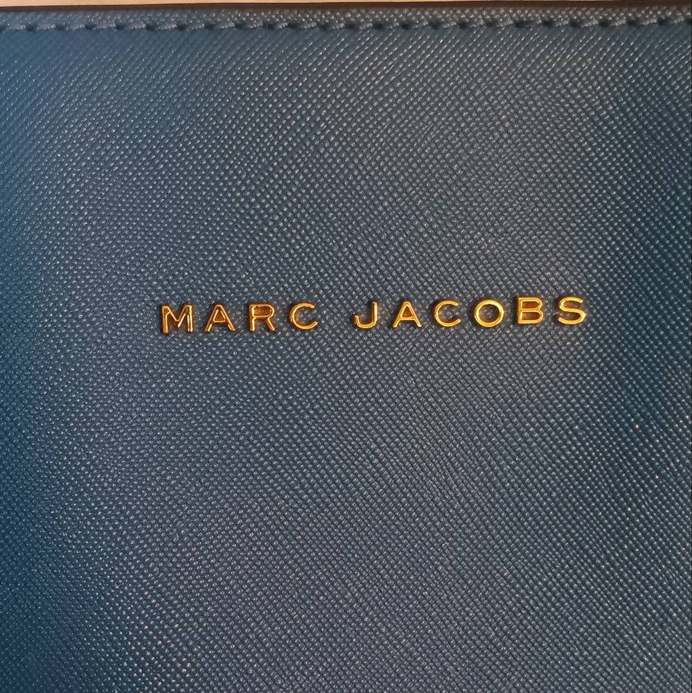 Marc Jacobs Tote - Picture 8 of 8